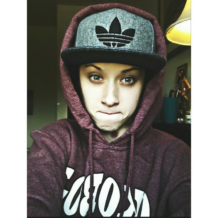 Picsart profile picture for @reinventing